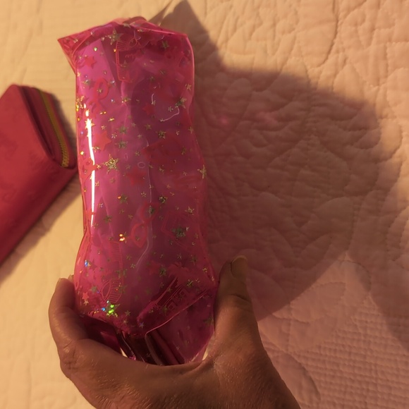 Mattel Barbie wallet and cosmetics purse - Picture 7 of 8